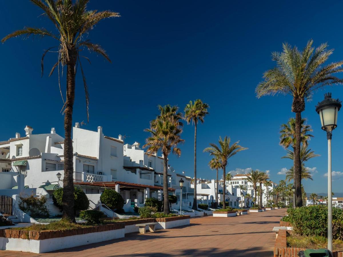 2258-Superb 1 Bedroom-Terrace And Sea View Castillo de Sabinillas Buitenkant foto