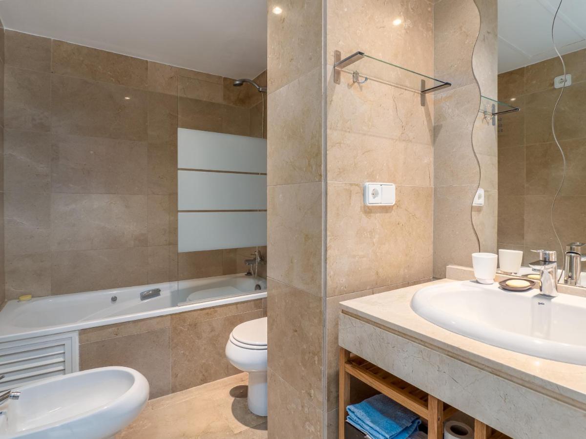 2258-Superb 1 Bedroom-Terrace And Sea View Castillo de Sabinillas Buitenkant foto